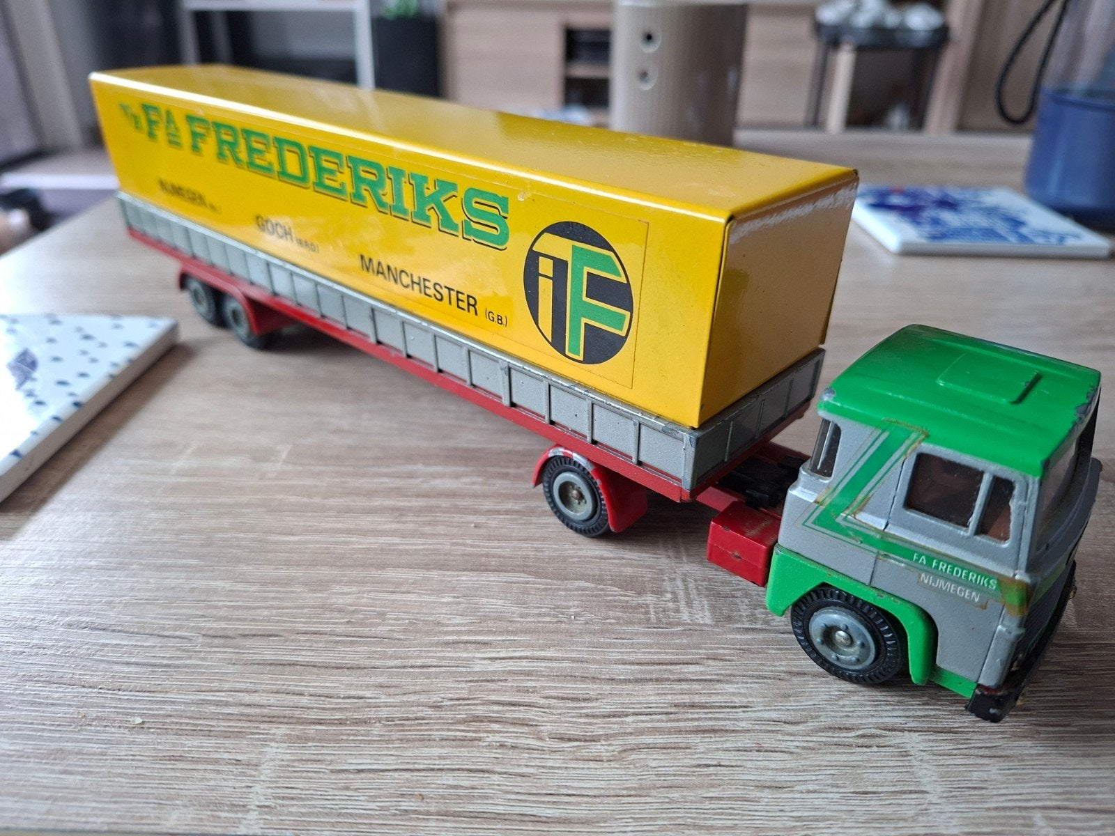 Scania 141 Fa Frederiks van Tekno, Ophalen of Verzenden, Gebruikt, Bus of Vrachtwagen, Tekno