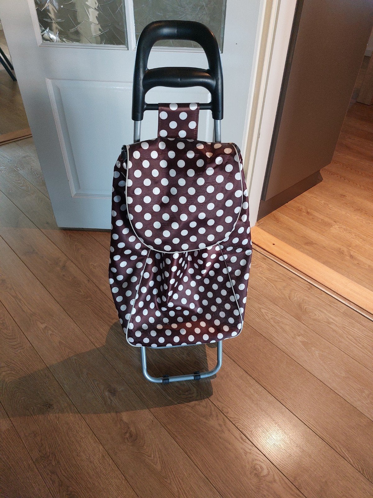 Boodschappen trolly, Sieraden, Tassen en Uiterlijk, Tassen | Reistassen en Weekendtassen, Ophalen, Zo goed als nieuw, Zwart, 30 cm of meer