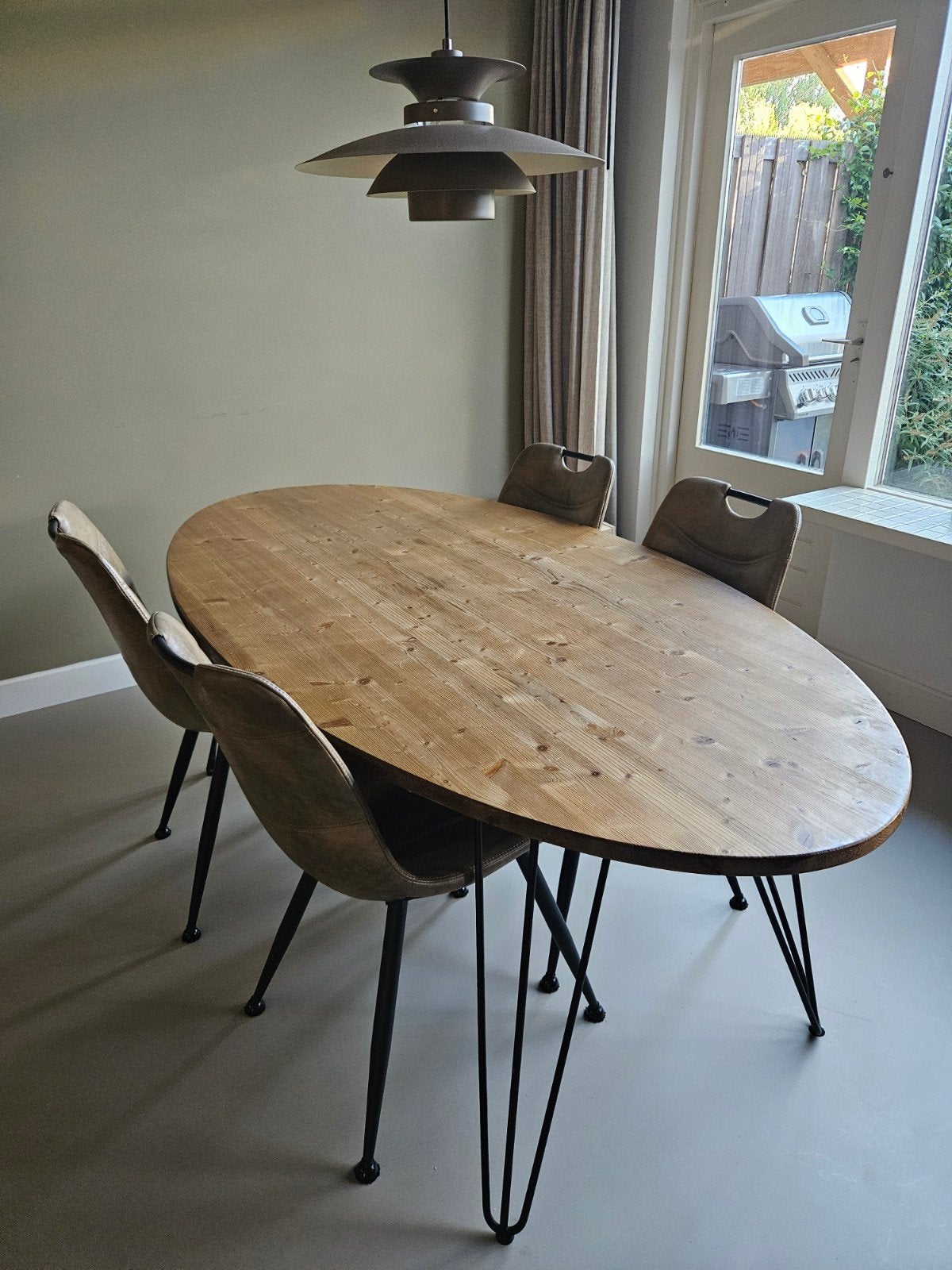 Eettafel met 6 stoelen - Hout en kunstleer, Huis en Inrichting, Ophalen, Gebruikt, Hout, Vijf, Zes of meer stoelen