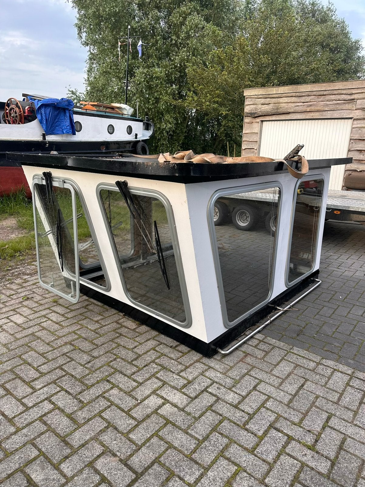 Stuurhut met aluminium raamframes en gehard glas, Ophalen, Zo goed als nieuw