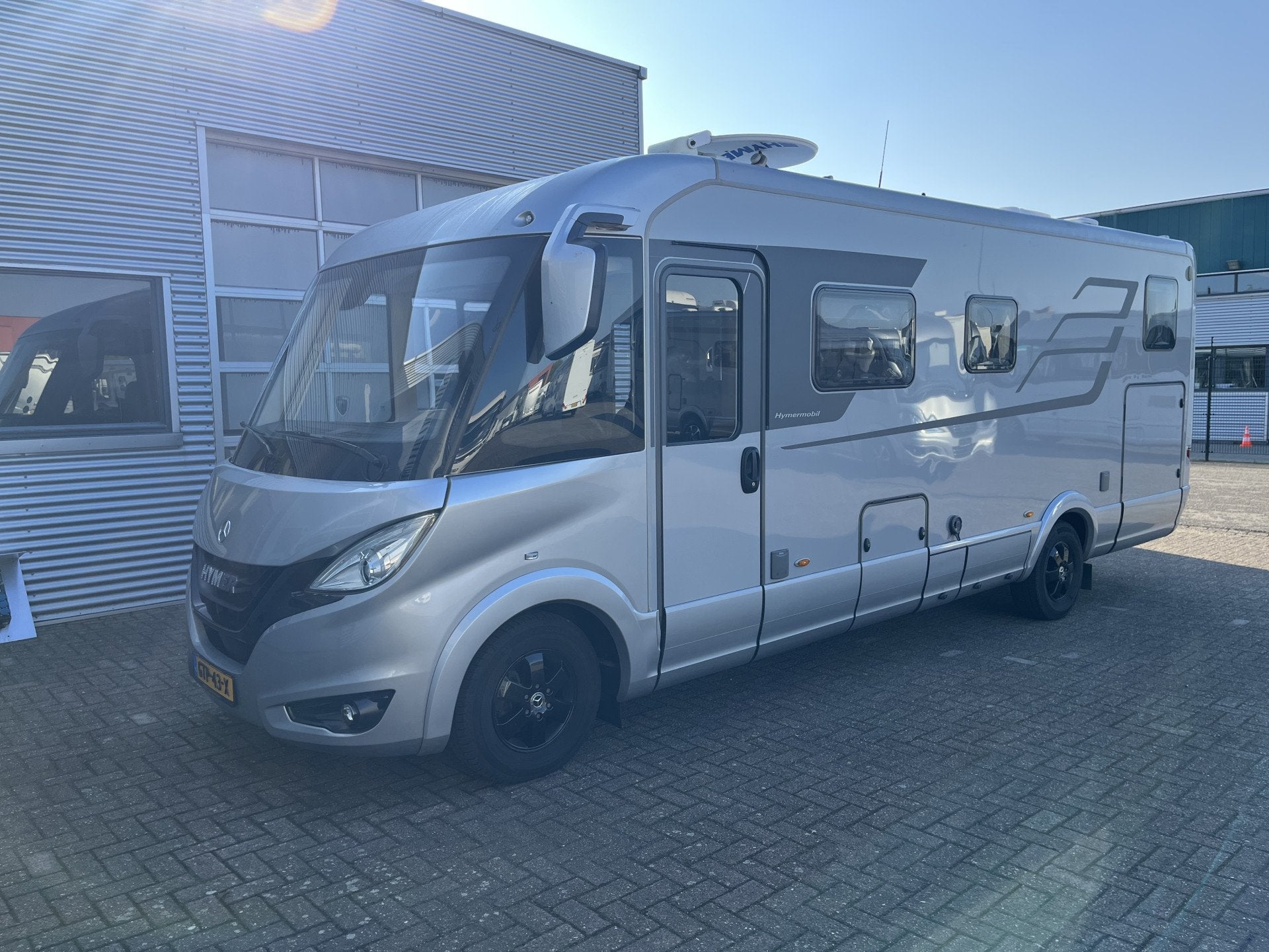 Hymer B 780 ML i Mercedes Aut Hefbed Levelsysteem ALDE, Galliersweg 39
5349AT  OSS, NL, 7 tot 8 meter, Diesel, Hymer