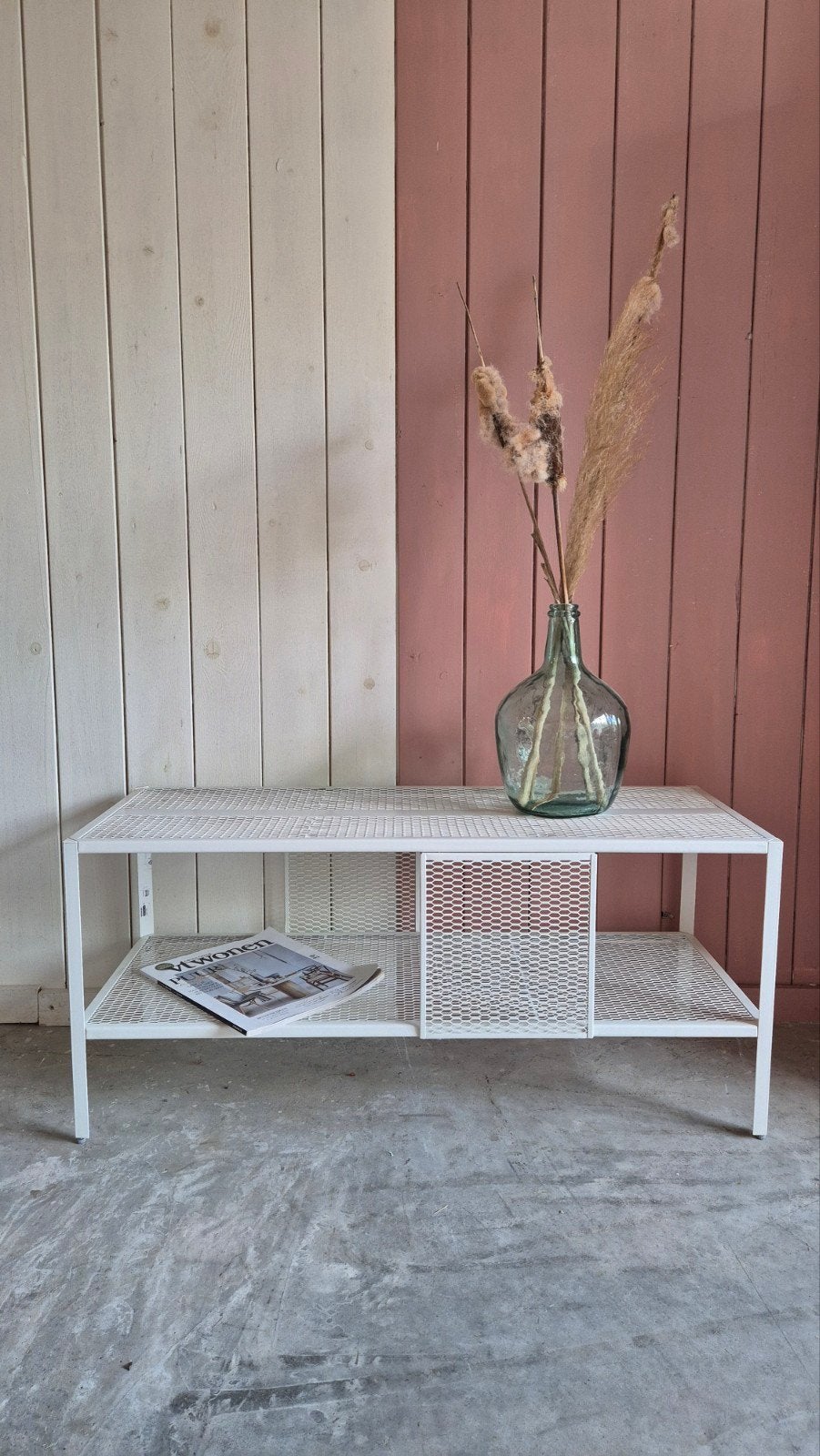 Wit metalen dressoir/tv-meubel met opbergruimte BAGGEBO, Gebruikt, Ophalen of Verzenden, Wit, Metaal