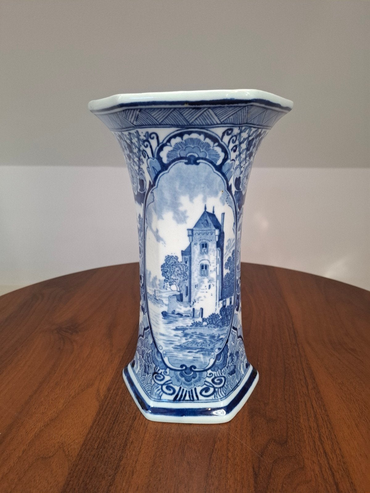 Antieke Delfts Blauwe Vaas met Kasteeldecoratie, Ophalen of Verzenden