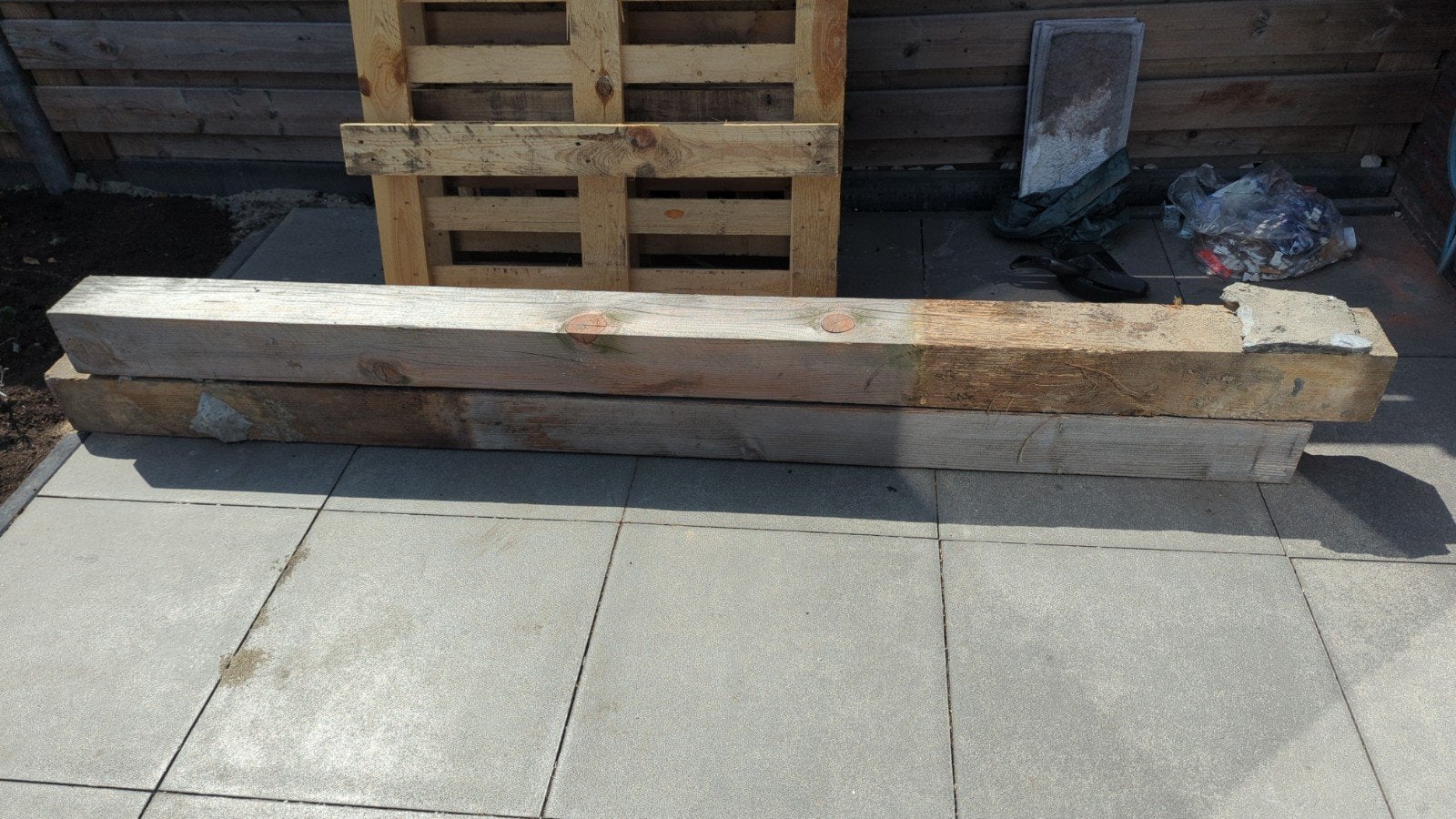 2 houten palen/balken 15 x15 x 250 cm, Ophalen, Gebruikt, 250 tot 300 cm, 50 mm of meer