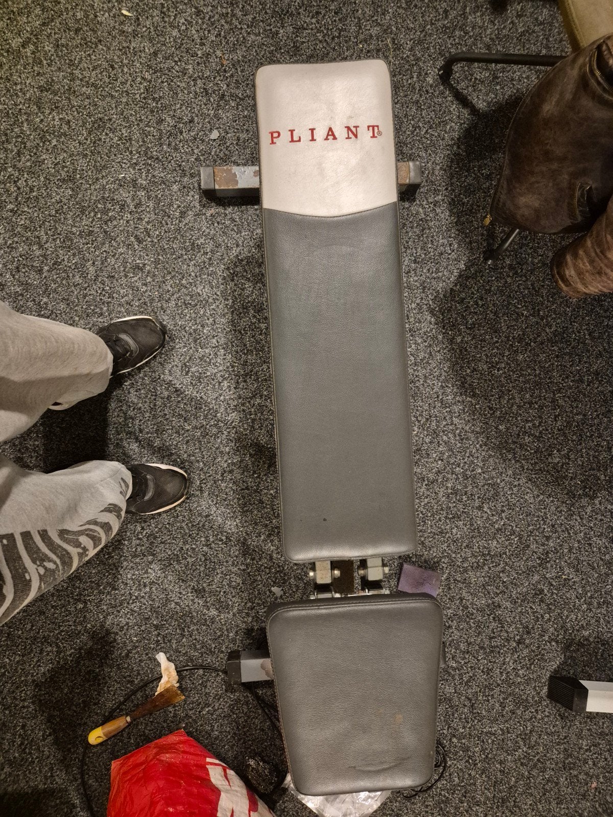 Pliant fitnessbank - Verstelbaar en stevig, Ophalen, Gebruikt, Krachtstation, Metaal