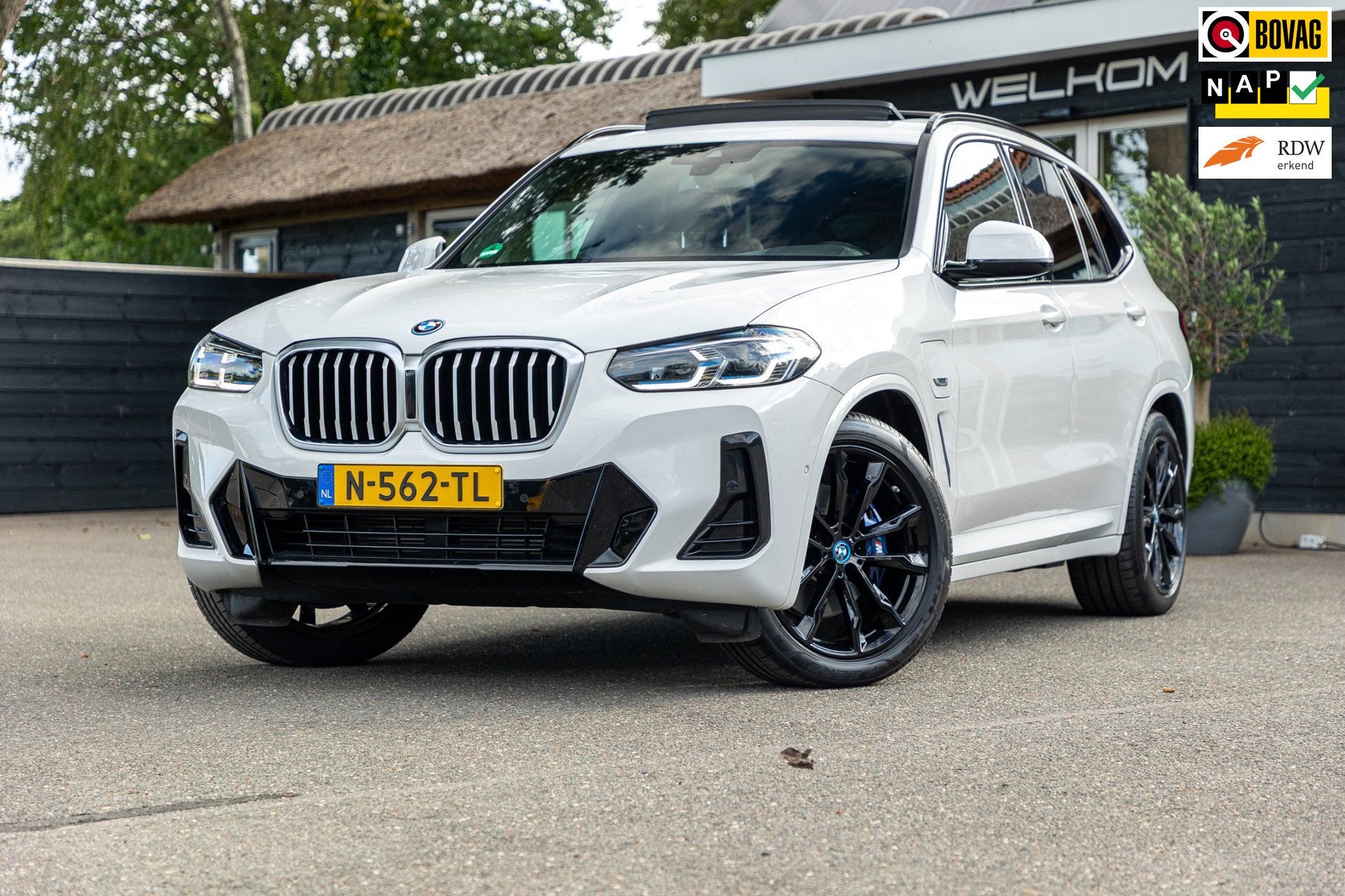 BMW X3 XDrive30e M-Sport Soh 92% I 20inch I Panoramadak I La, Auto's, Gebruikt, 2000 kg, Wit, Vierwielaandrijving