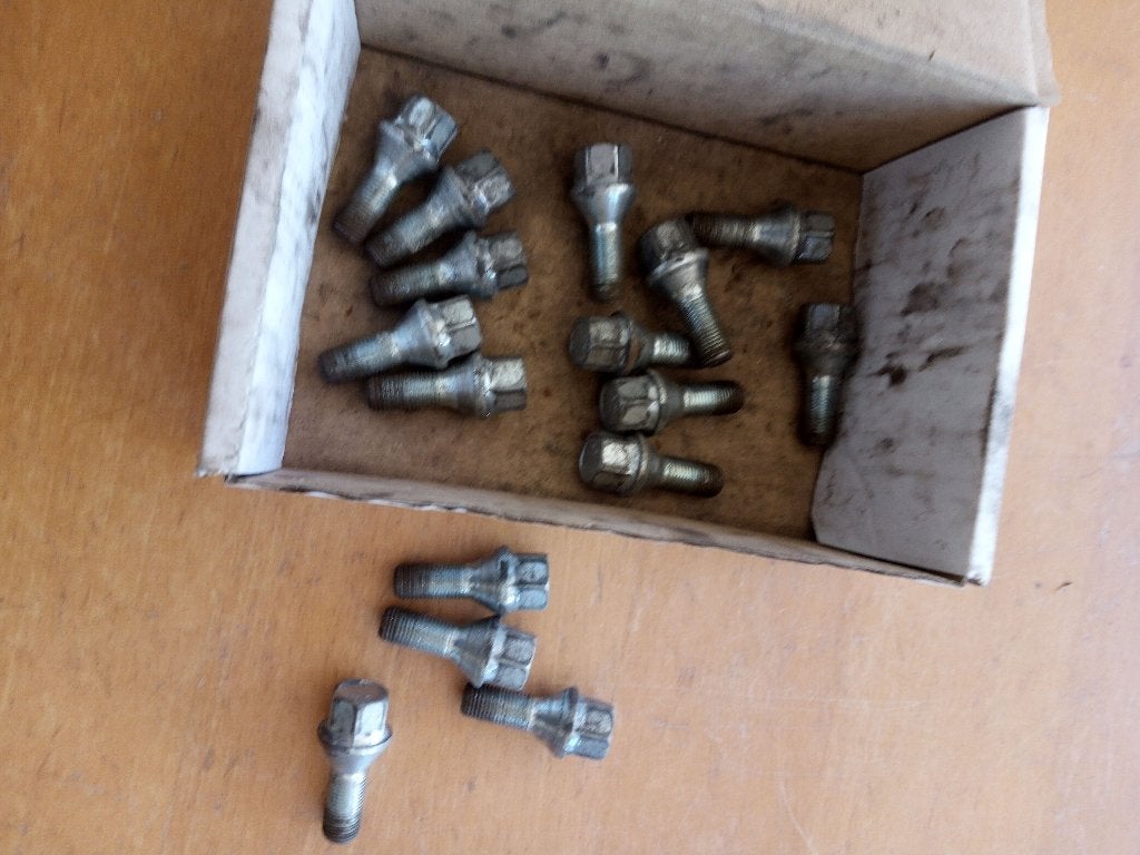 Wielbouten Peugoet, Citroen, Ophalen, Peugeot