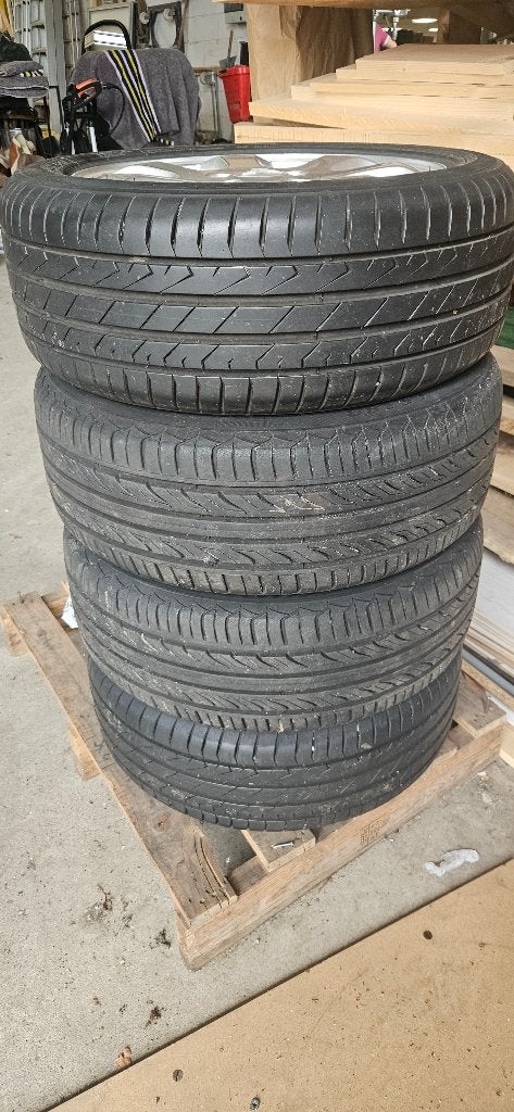 Landsail Qirin 990 195 50 r15 82 V, Ophalen, Gebruikt, Mitsubishi
