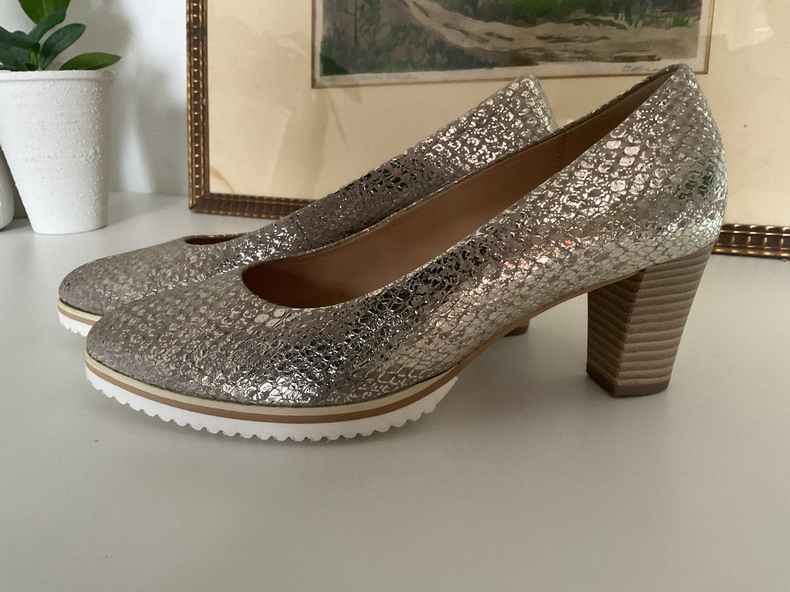 Nieuwe leren dames pumps Gabor (37,5 - 38), Pumps, Beige, Nieuw, Ophalen of Verzenden