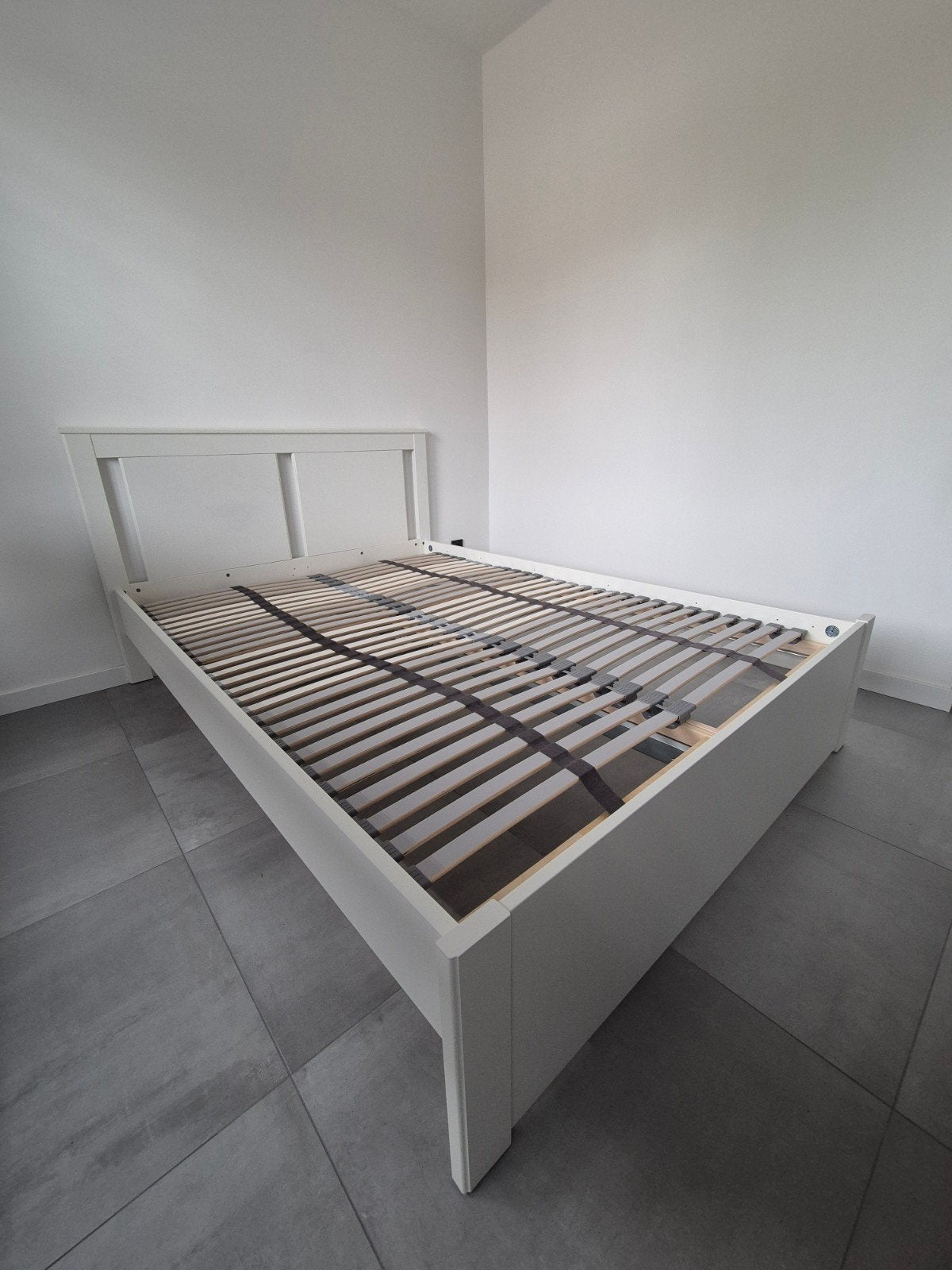 Zgan wit tweepersoonsbed 140x200 vd Ikea €100, Ophalen, Wit, Tweepersoons, 140 cm