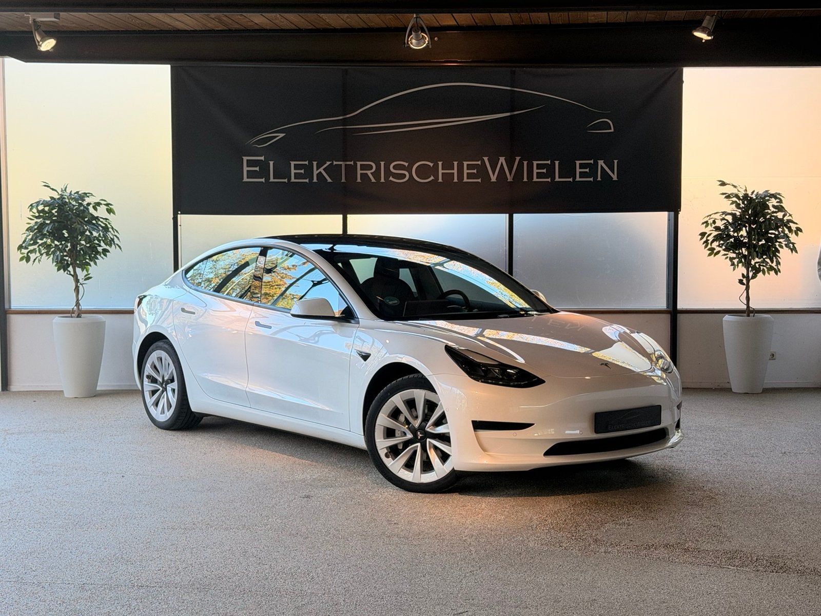 Tesla Model 3 / 2022 AMD RYZEN LFP WARMTEPOMP / 91% SoH, Auto's, Automaat, Achterwielaandrijving, Zwart, Wit