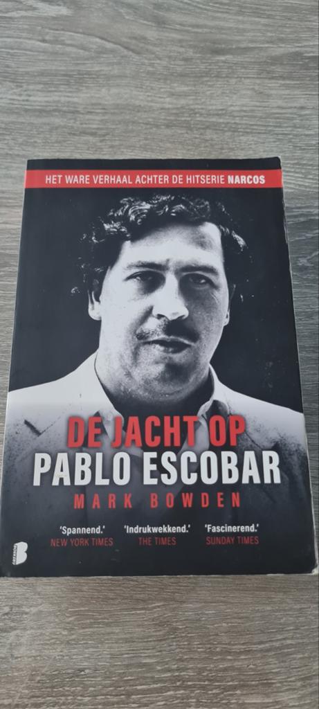 De Jacht op Pablo Escobar - Mark Bowden, Boeken, Ophalen of Verzenden, Gelezen, Mark Bowden, Overige