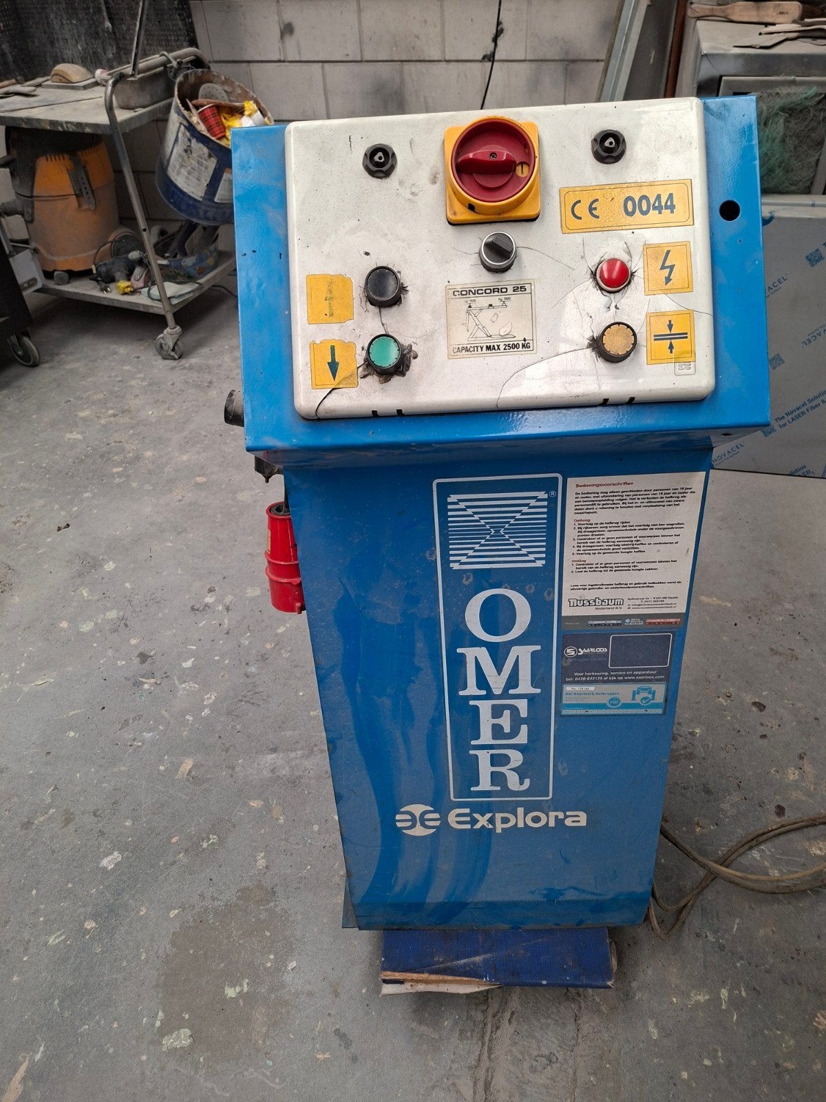 OMER Concord 25 schaarlift 2500 kg hefvermogen, Ophalen, Gebruikt