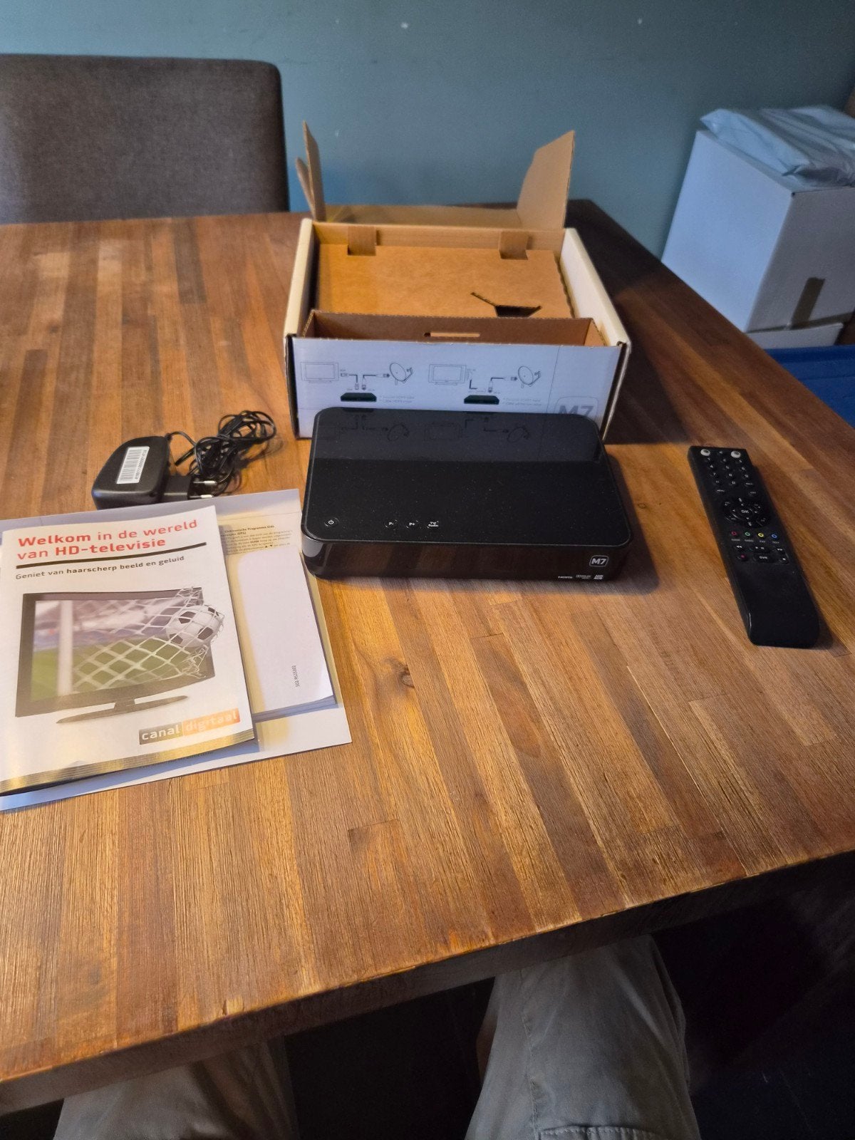 M7 Digital Satellite HD Receiver DSR 7141, Ophalen of Verzenden, Zo goed als nieuw, Decoder