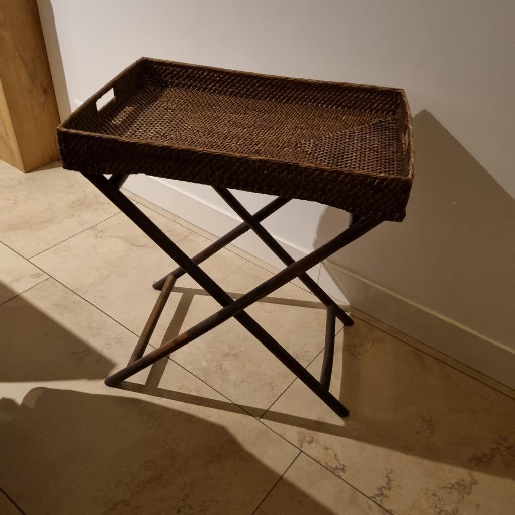 Birma riet buthler tray/ bijzettafeltje met houten onderstel, Gebruikt, 60 cm of meer, Rechthoekig, Hout