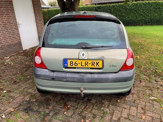 Renault Clio 1.4 16V RT 3DR 2005 2003 Groen lage km stand !, Voorwielaandrijving, 40 €/maand, 1200 kg, Handgeschakeld