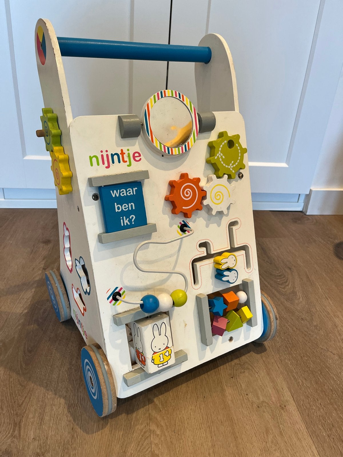 Nijntje Houten Loopwagen met Activiteitenpaneel, Kinderen en Baby's, Speelgoed | Babyspeelgoed, Ophalen of Verzenden, Gebruikt
