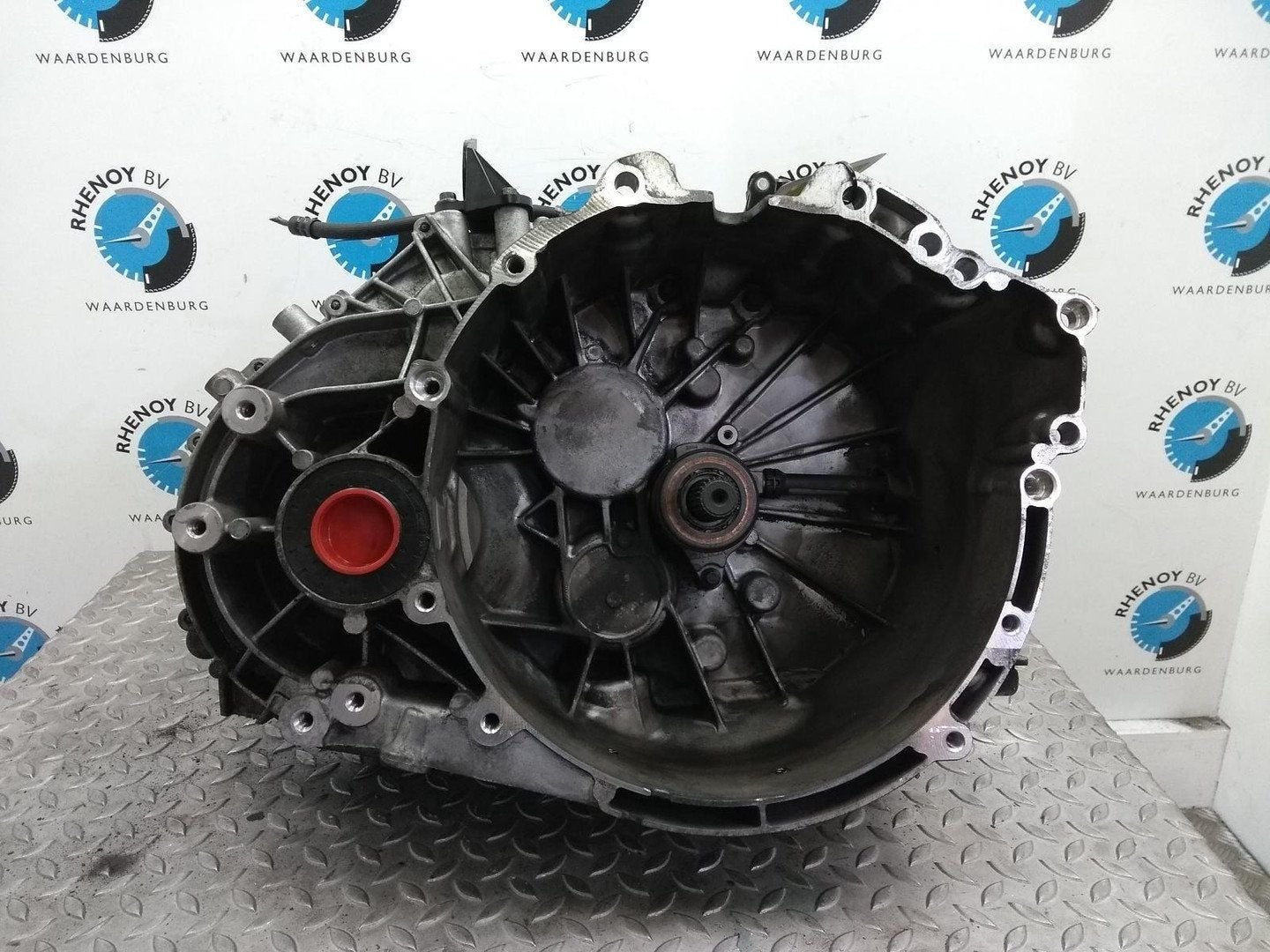 VOLVO V40 2.0 D4 Momentum Bns  TRANSMISSIE / VERSNELLINGSBAK, Ophalen of Verzenden, Gebruikt, Stiba lid