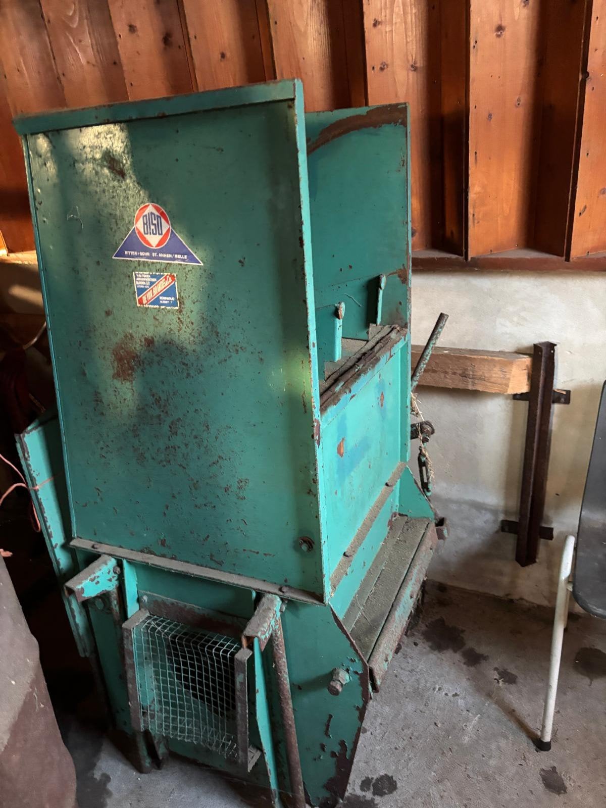 Stro hakselaar 380v, Ophalen