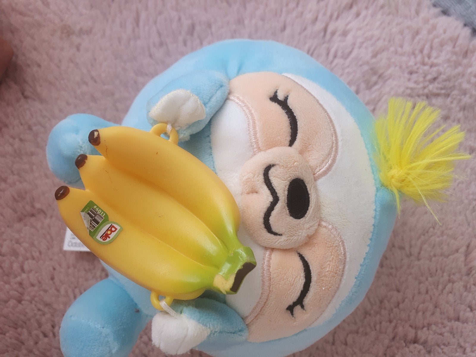 Schattige zachte knuffel met bananen, Ophalen of Verzenden, Zo goed als nieuw, Blauw, Overige typen