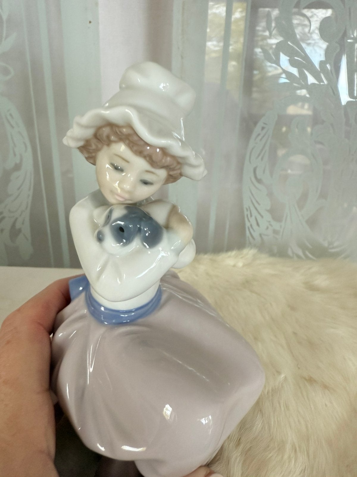 Lladro Nao porseleinen beeldje meisje met puppy izgst, Ophalen