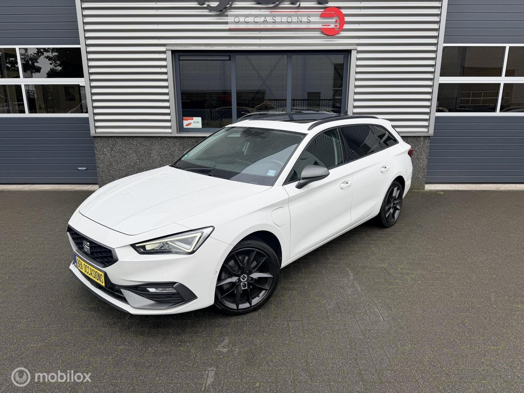 Seat Leon Sportstourer 1.4 TSI eHybrid PHEV FR, Auto's, Euro 6, 4 cilinders, Leon, Wit