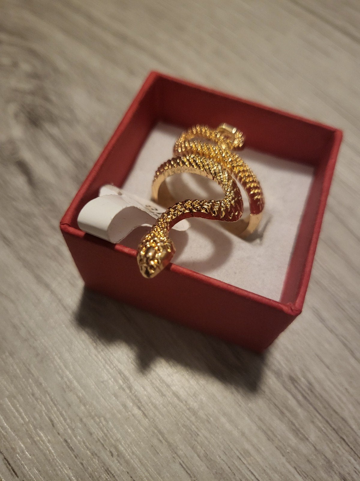 Nieuwe gouden slang ring - Maat 18, Nieuw, Ophalen of Verzenden, Dame of Heer, Goud