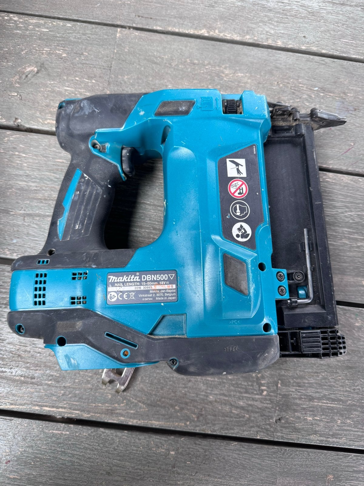 Makita DBN500ZJ 18V Brad tacker (excl. accu), Ophalen, Gebruikt, Tacker/nietmachine, Makita