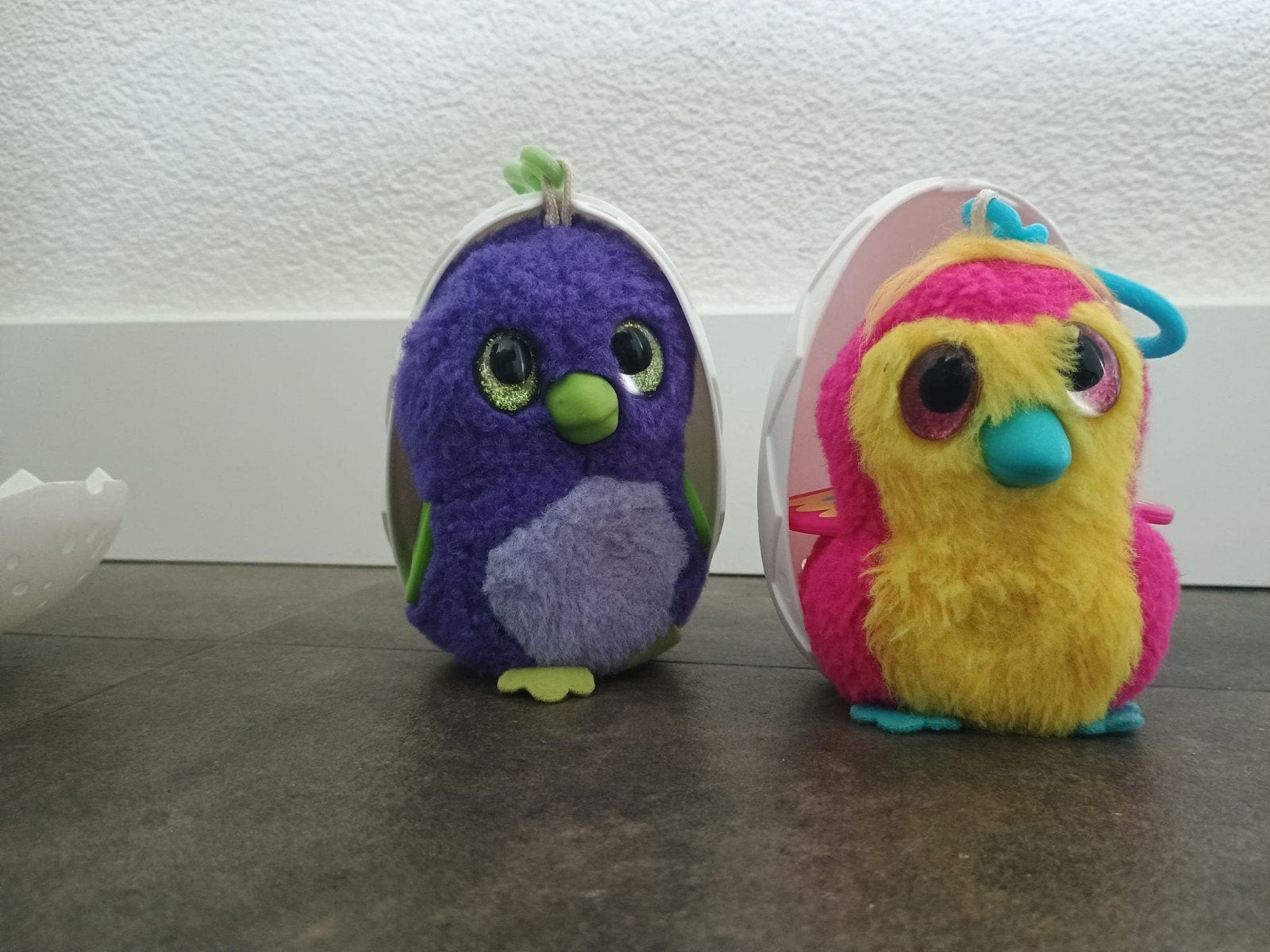3 totaal, 2 Hatchimals met ei - plus 1 groene, Kinderen en Baby's, Speelgoed | Overig, Ophalen of Verzenden, Gebruikt, Meisje