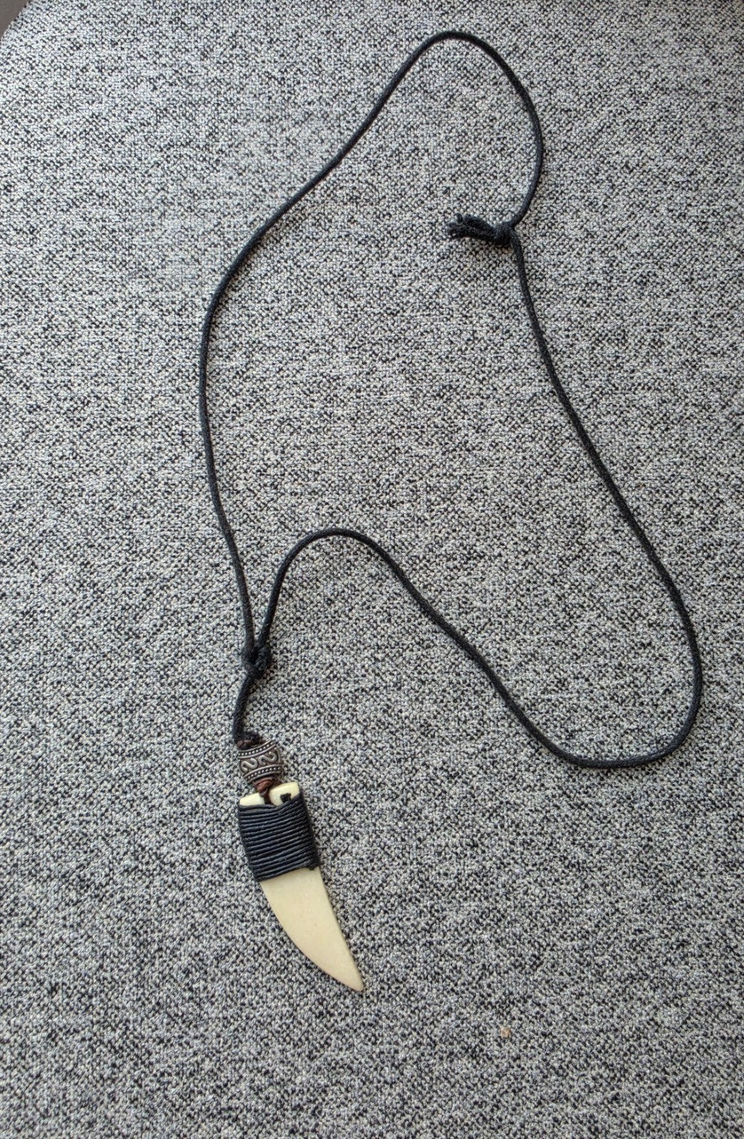Heren ketting met hanger in tand vorm, Ophalen of Verzenden