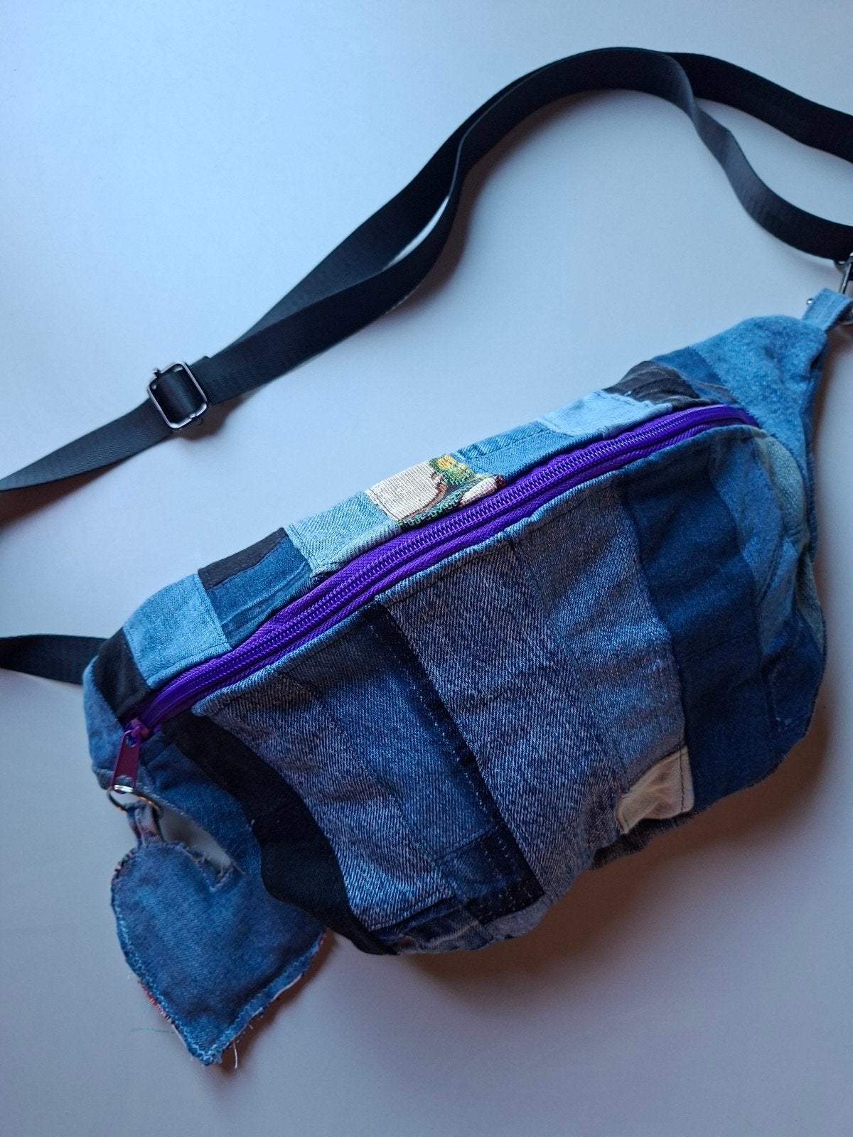 Handgemaakte Upcycled Denim Crossbody Tas - Festivaltas, Ophalen of Verzenden, Nieuw, Blauw, Schoudertasje