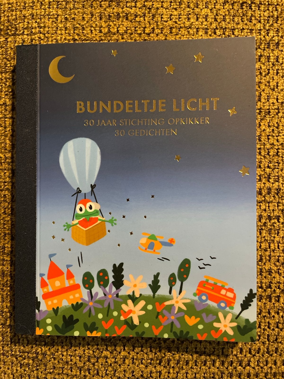 Bundeltje Licht: 30 jaar Stichting Opkikker - Gedichten, Ophalen of Verzenden, Zo goed als nieuw, Meerdere auteurs