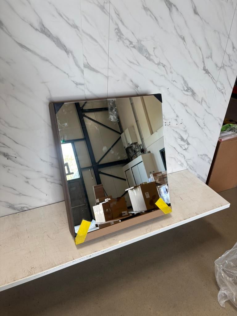 Spiegelkast 60cm – Walnoot
