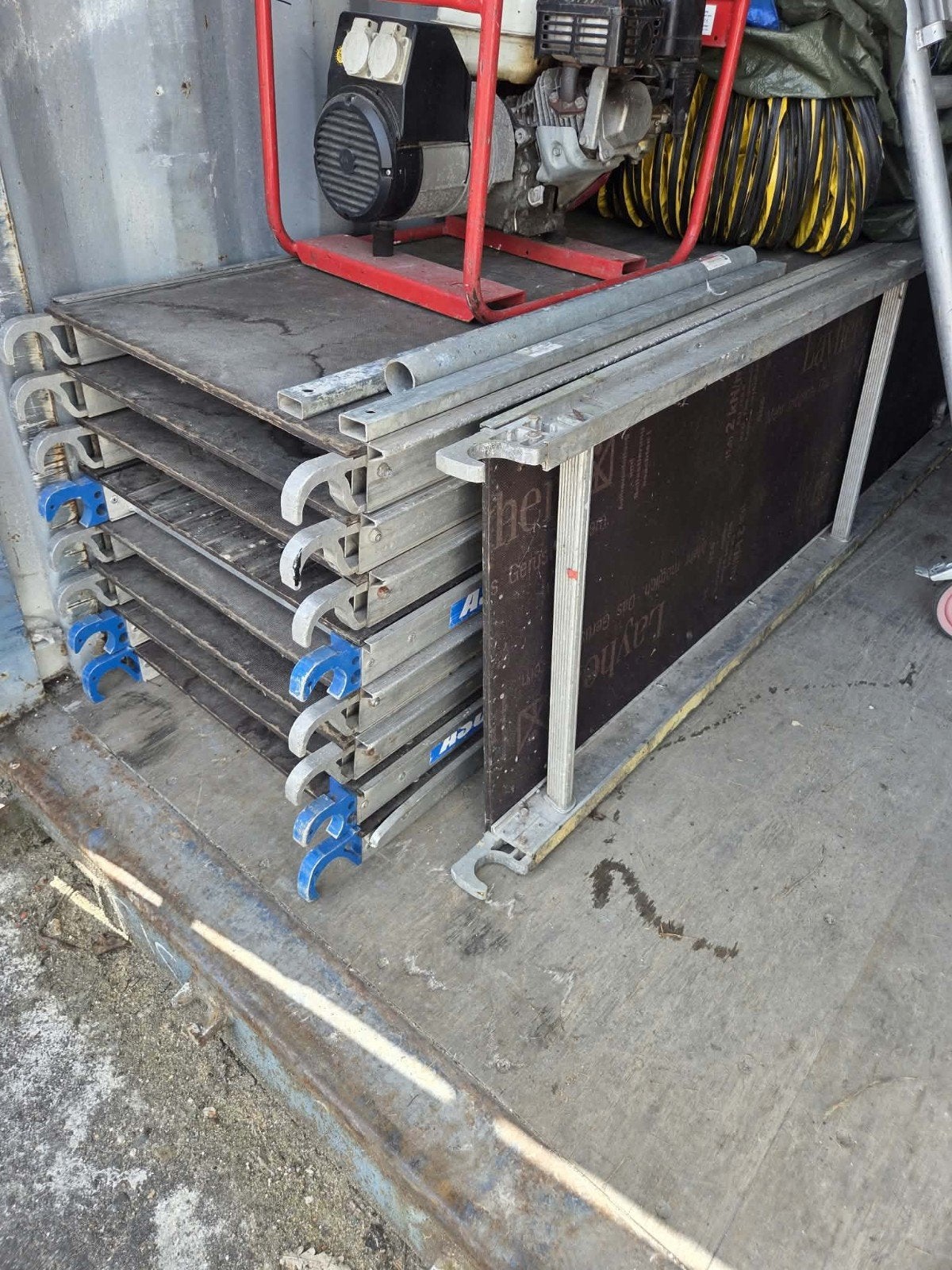 Complete partij professionele aluminium rolsteigers, Ophalen of Verzenden