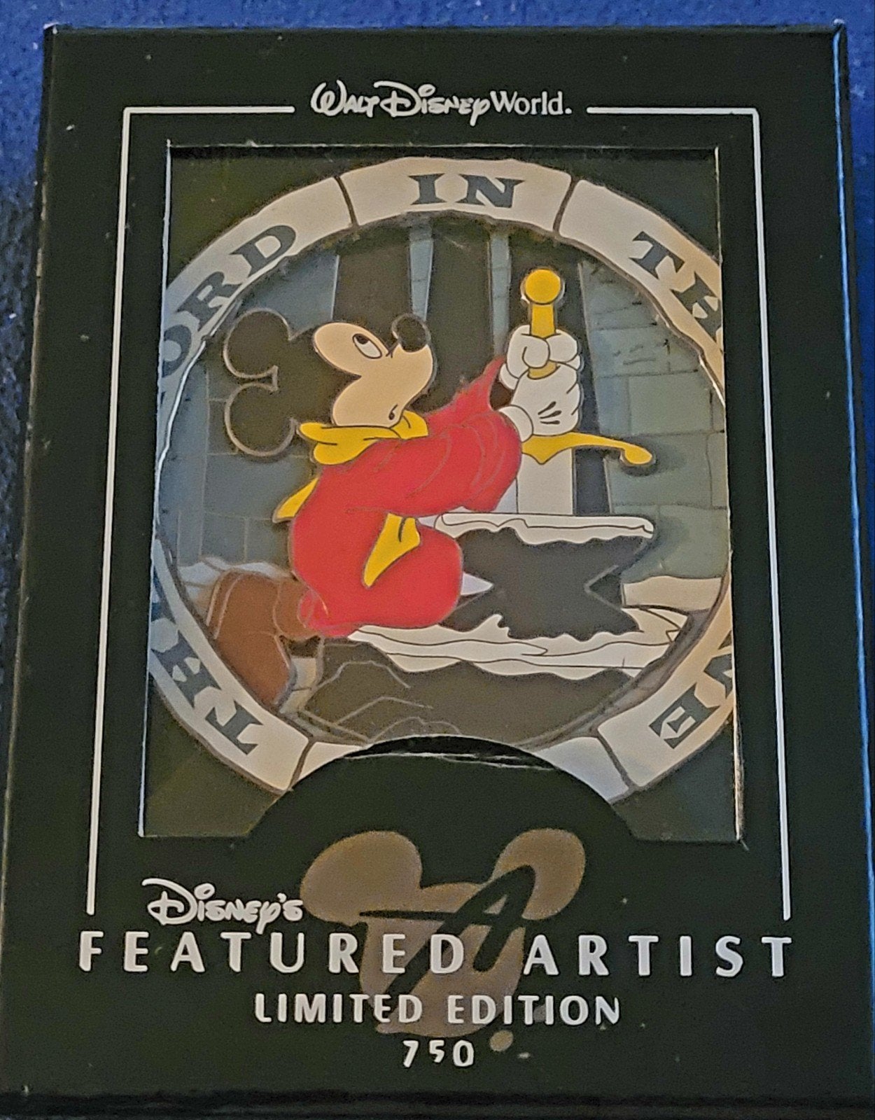 Mickey Mouse Disney WDW LE 750 Featured Artist Jumbo pin, Verzenden, Mickey Mouse, Nieuw, Overige typen
