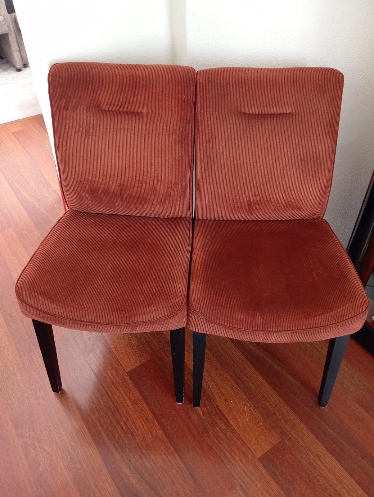 Set van 4 rood/bruin ribfluwelen eetkamerstoelen, Ophalen, Gebruikt, Overige kleuren, Klassiek, Retro