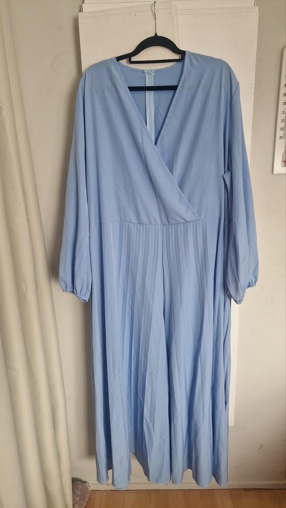 Lichtblauwe jumpsuit maat 54 - Zo goed als nieuw, Kleding | Dames, Grote Maten, Ophalen of Verzenden, Zo goed als nieuw, Blauw