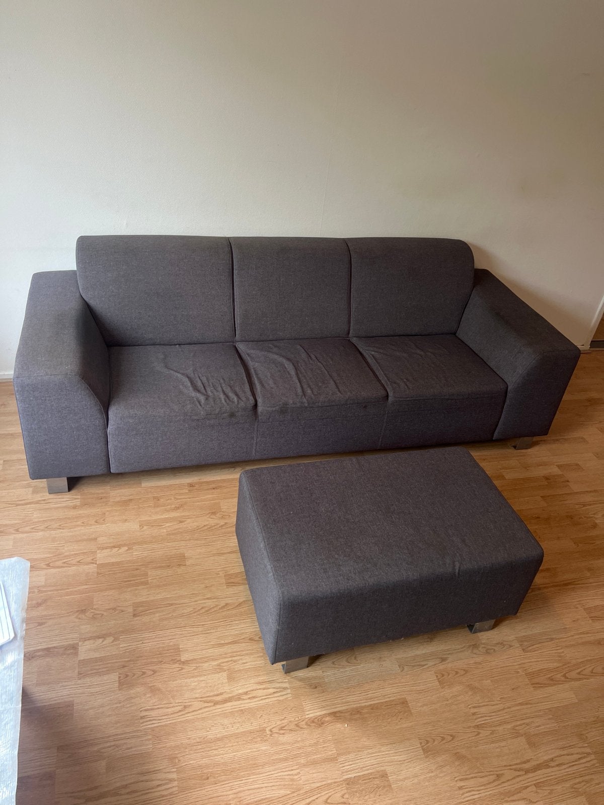 Grijze 3-zits bank met poef, Ophalen, Gebruikt, Driepersoons, 75 tot 100 cm