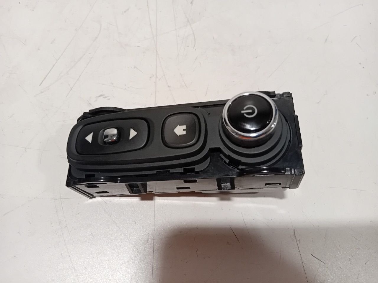 Bedieningspaneel navigatie Renault Captur, Onderdelen@venauto.nl, Van der Ven Autorecycling B.V., Gebruikt, Ettenseweg 76, 4706 PB Roosendaal, The Netherlands