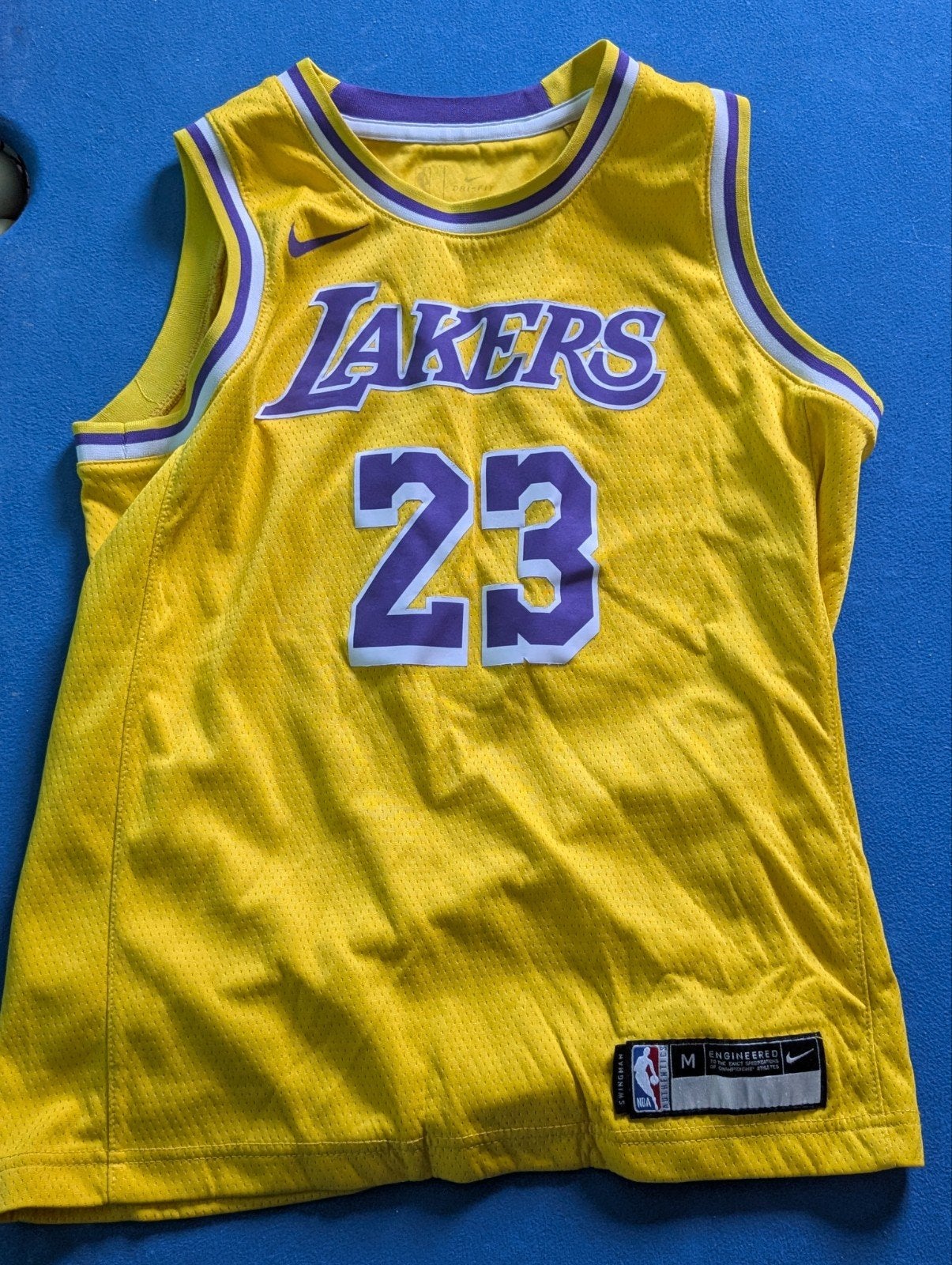 Nike Lakers LeBron James #23 NBA Basketbal Shirt Maat M, Ophalen, Maat 48/50 (M), Geel, Nike