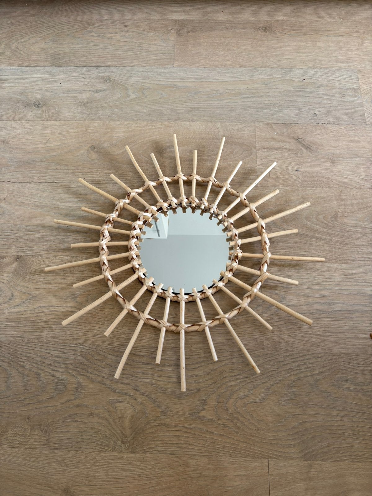 Rotan spiegel zon vorm, Ophalen, Minder dan 50 cm, Rond, Zo goed als nieuw