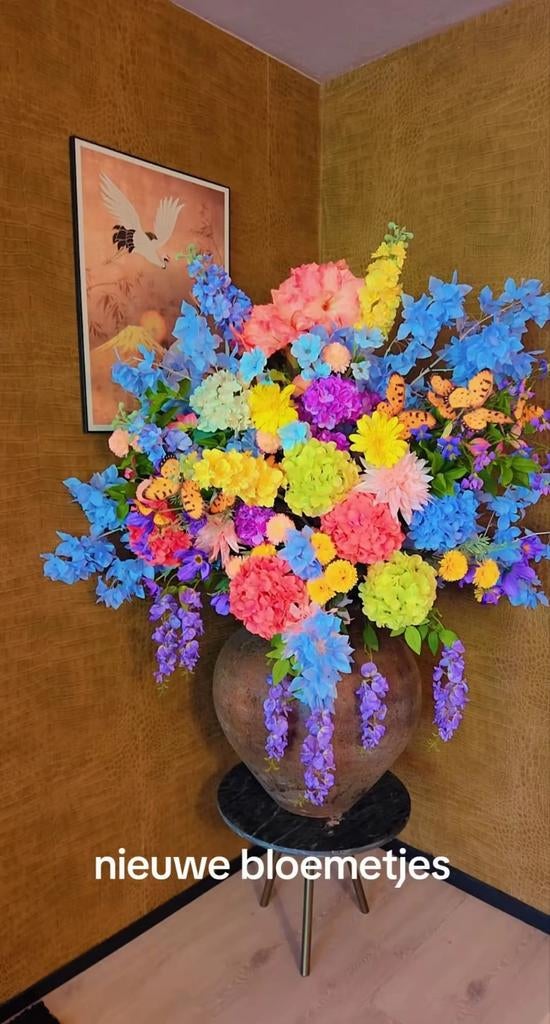 Zijde bloemen, Ophalen of Verzenden, Zo goed als nieuw
