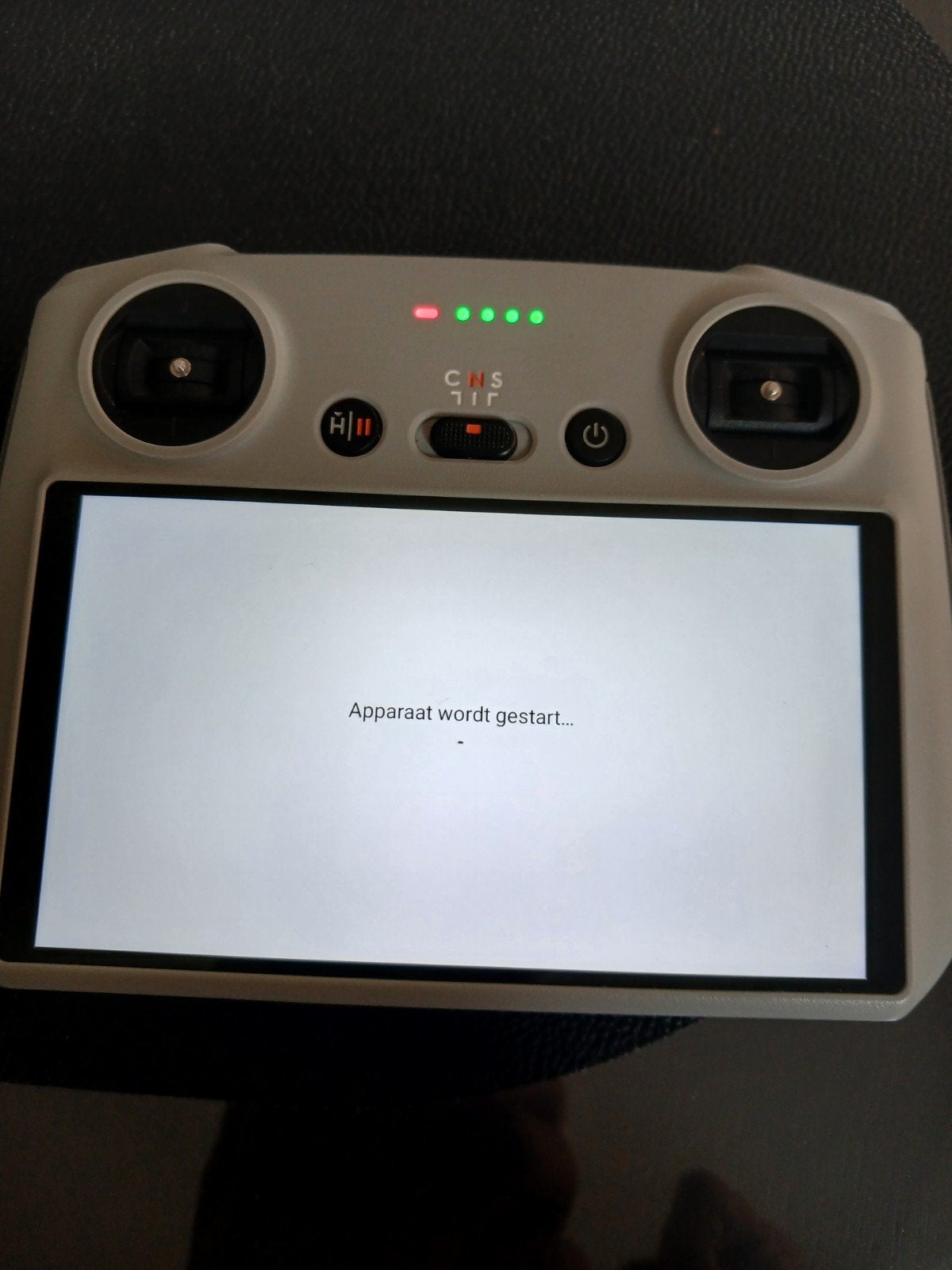 DJI RC Smart Controller voor dji Drones - Zo goed als nieuw, 250 tot 900 gram, Bediening via smartphone, Ophalen of Verzenden