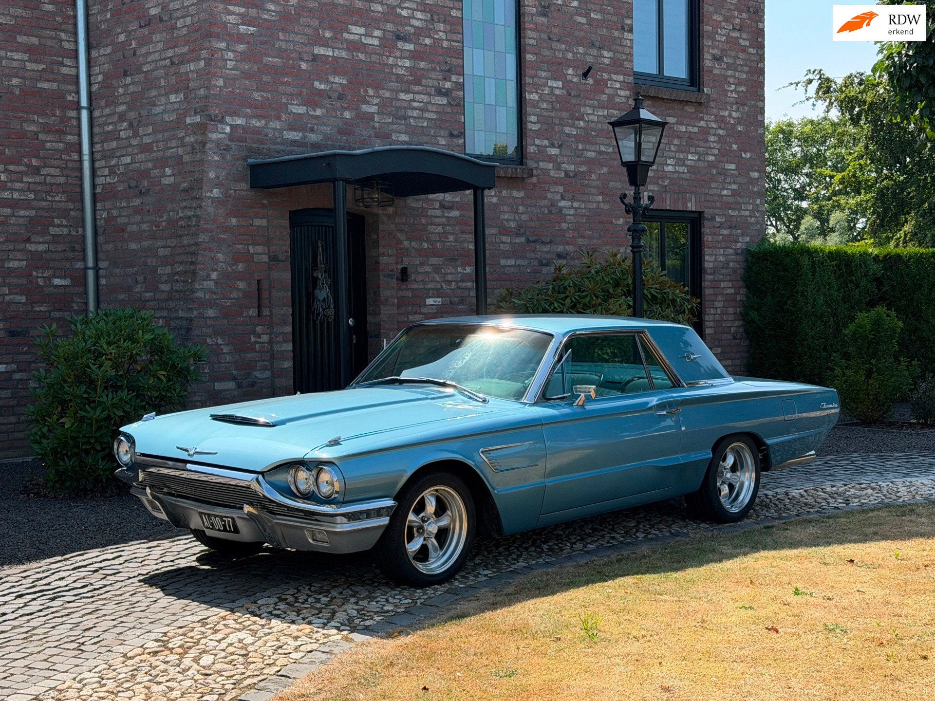 Ford USA Thunderbird 5.8 V8 Hardtop Coupé, Automaat, Achterwielaandrijving, Blauw, Leder