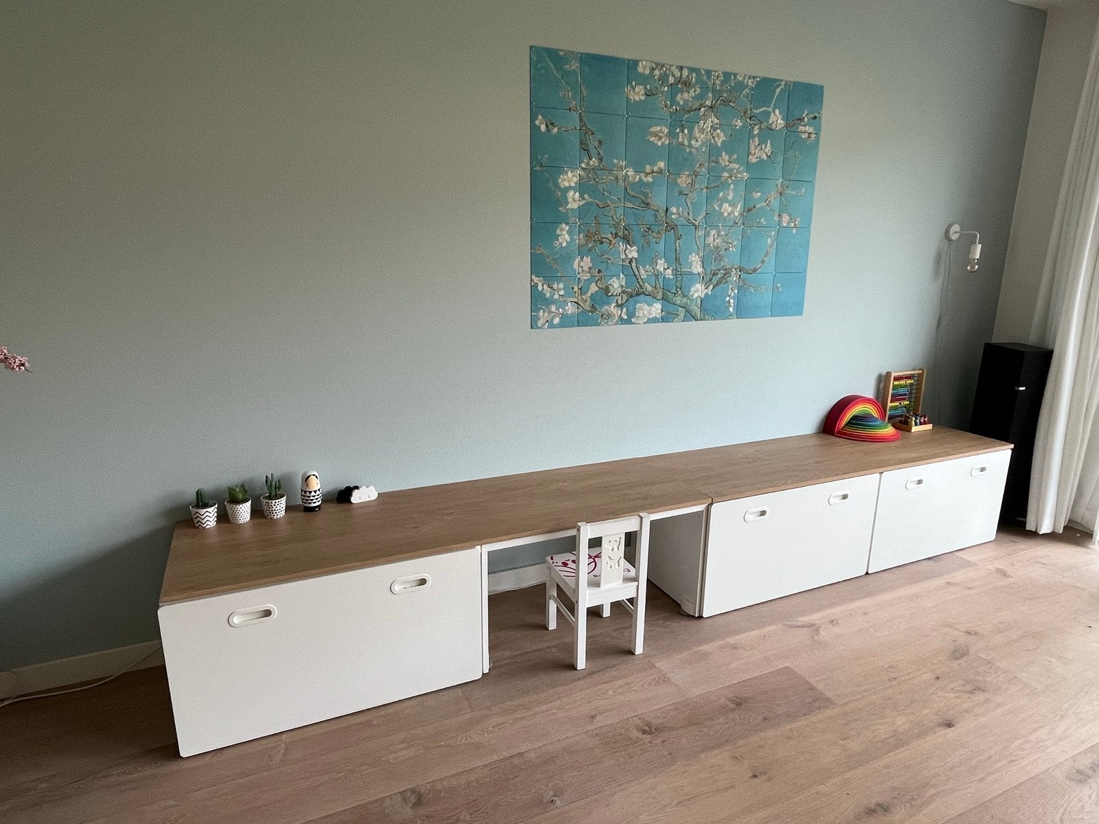 SMÅSTAD Speelgoedkist met bank, wit/wit, 90x52x48 cm, Ophalen, Zo goed als nieuw, Kast