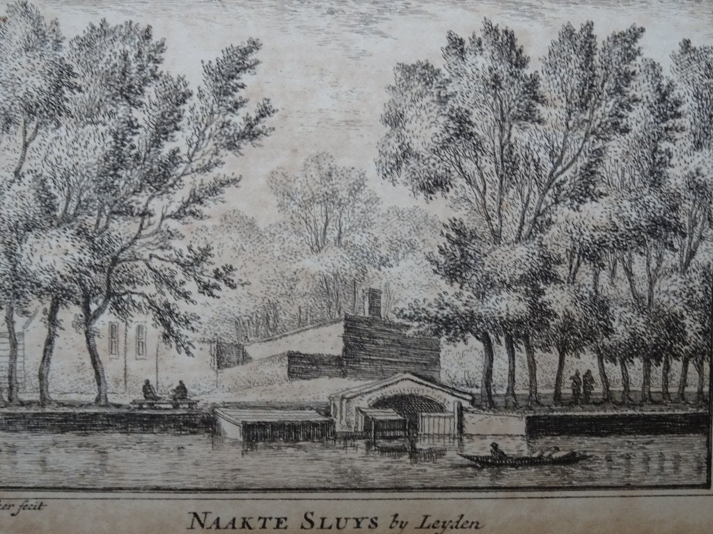 gravure Naakte sluis met bootje Leiden A. Rademaker 1725, Verzenden, Stadsgezicht, Gravure, Origineel