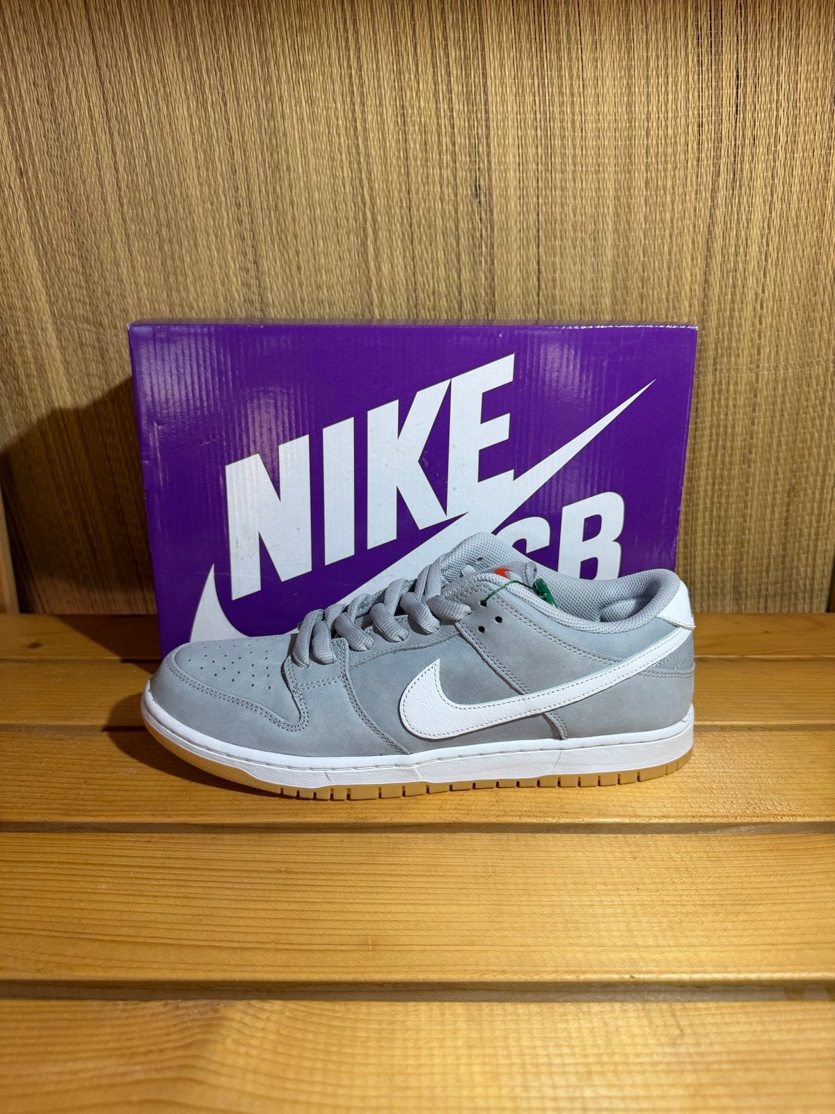 Nike SB Dunk Low Pro ISO Orange Label Wolf Grey Gum, Ophalen of Verzenden, Overige kleuren
