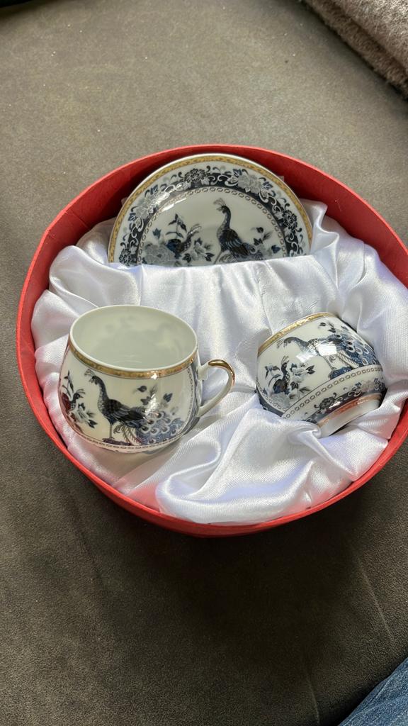 Royal Windsor Fine Porcelain by Kosova, Ophalen
