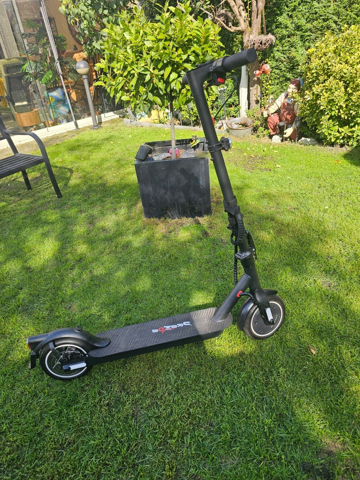 Zwarte Elektrische Step,merk UrbMob F9+SerieKSF2JB240425F159, Ophalen, Elektrische step (E-scooter)