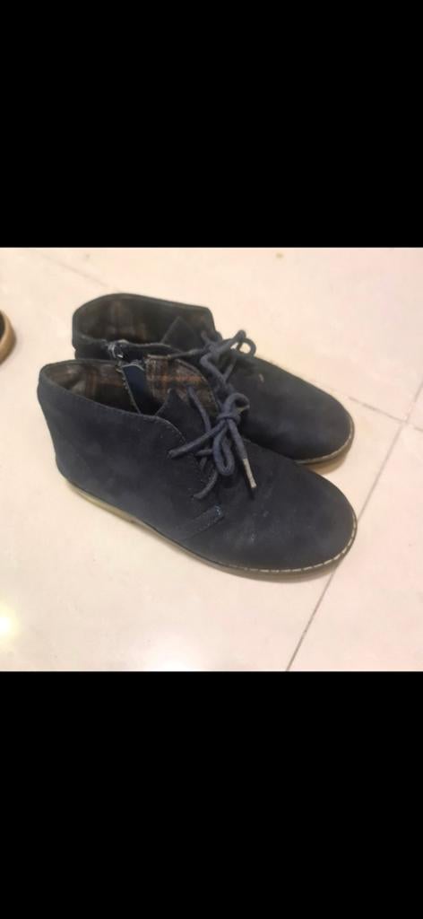 Nette suède schoenen voor jongens - Maat 30, Kinderen en Baby's, Kinderkleding | Schoenen en Sokken, Gebruikt, Schoenen, Ophalen of Verzenden